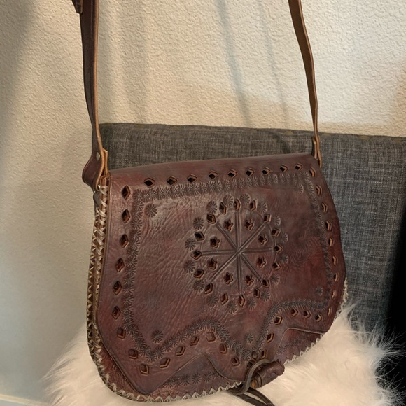 Beautiful hand crafted vintage leather bag - Picture 2 of 6